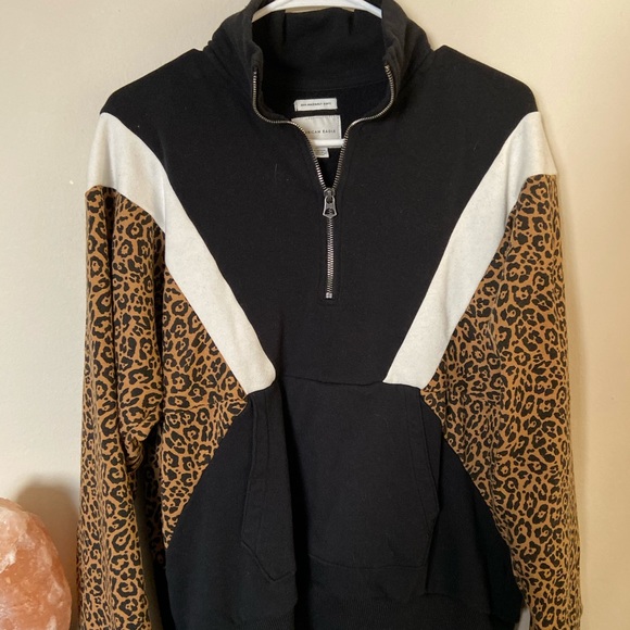 Half Zip Sweatshirt Cheetah Print 